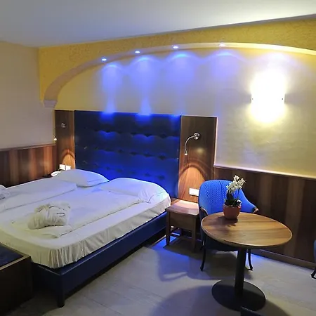 Grand Astoria 4* ラヴァローネ