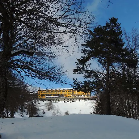 Grand Astoria 4*